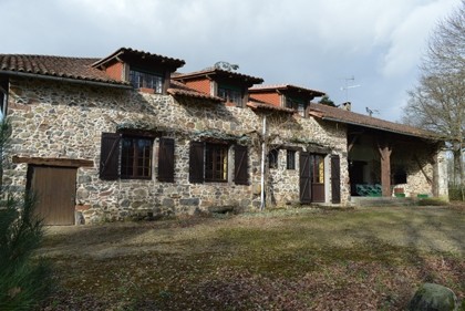 Amazing property with 2 lakes and 2.75..