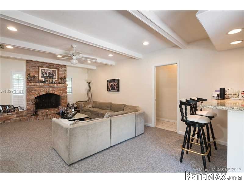 8 bedroom House For Sale: 9651 SW 96th.. - 2