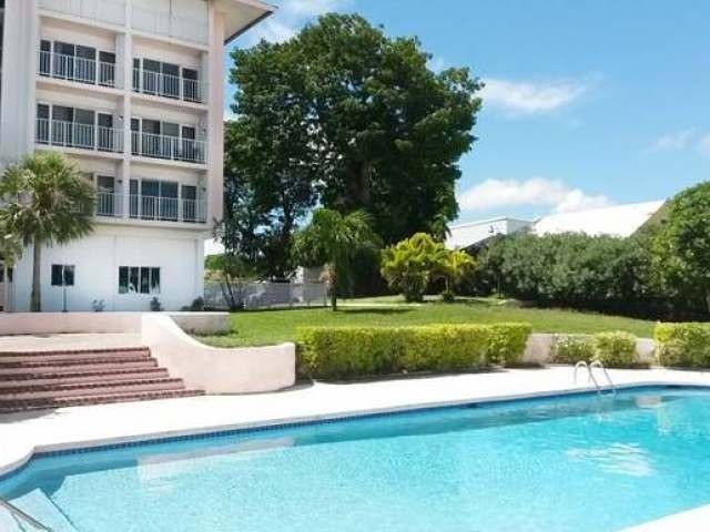 Apartment/townhouse - This Pilot House..