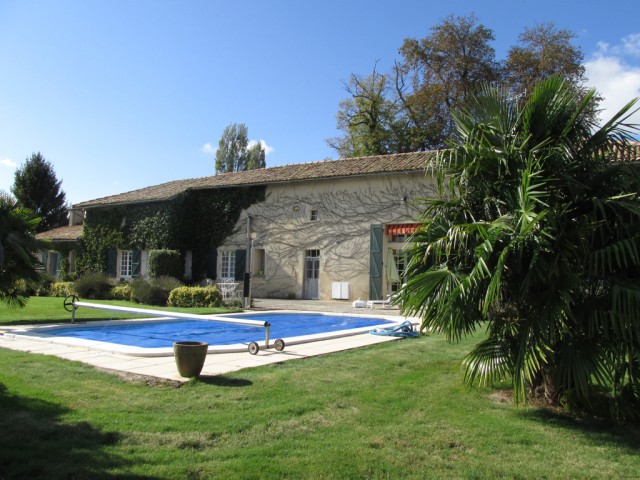 Equestrian Property With 40 Ha's Of Land