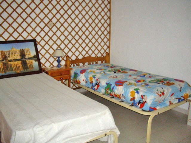 2 Bed Townhouse with Communal pool - 2