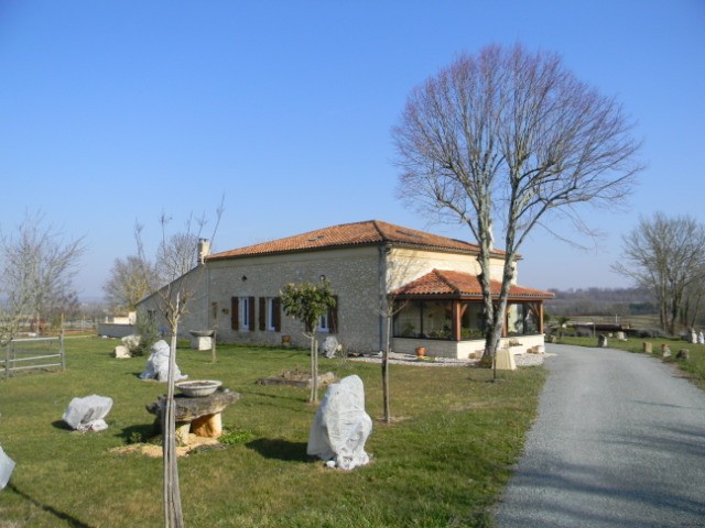 Restored Stone Farmhouse With Superb..
