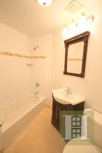 3 bedroom Apartment For Sale: 3701.. - 2