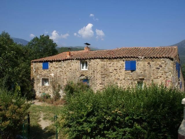 17th Century Farmhouse With Two Gites..