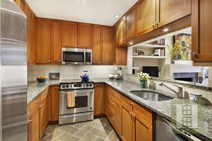 2 bedroom Apartment For Sale: 36 WEST.. - 2