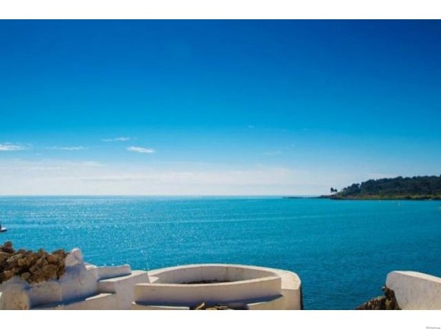 Two Bed Apartment for sale with Private..