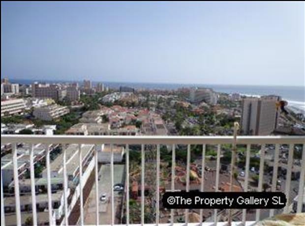 Apartment For Sale in Playa De Las.. - 2