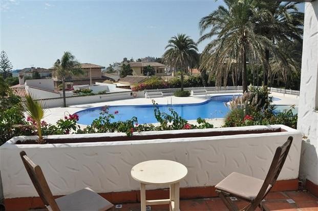 3 bedroom town house for sale