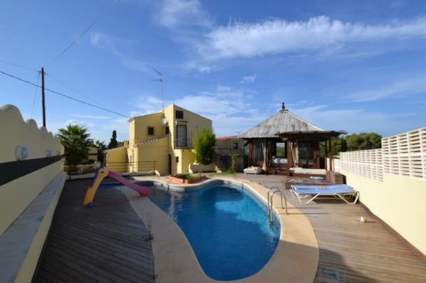 3 Bedrooms 2 Bathrooms Villa Sale Javea*