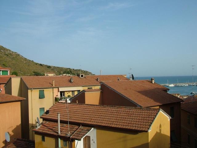 1 Bedroom - Apartment - For Sale