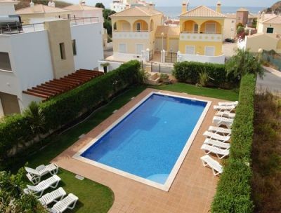 Apartment for sale in Burgau with sea..