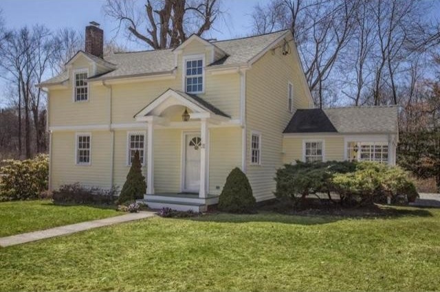 3 bedroom Residence For Sale: Katonah..