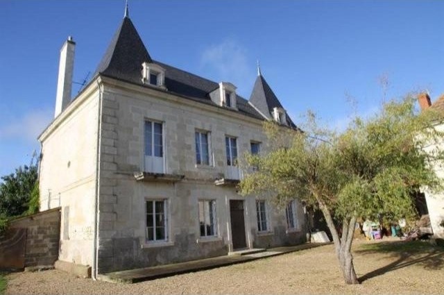 3 bedroom House For Sale: 86380 15 MIN... - 2