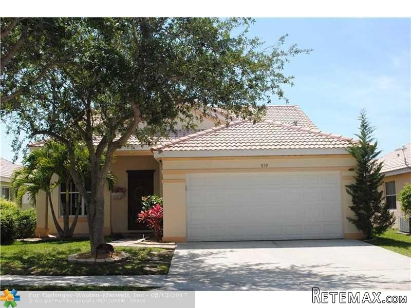3 bedroom House For Sale: 959 Savannah..