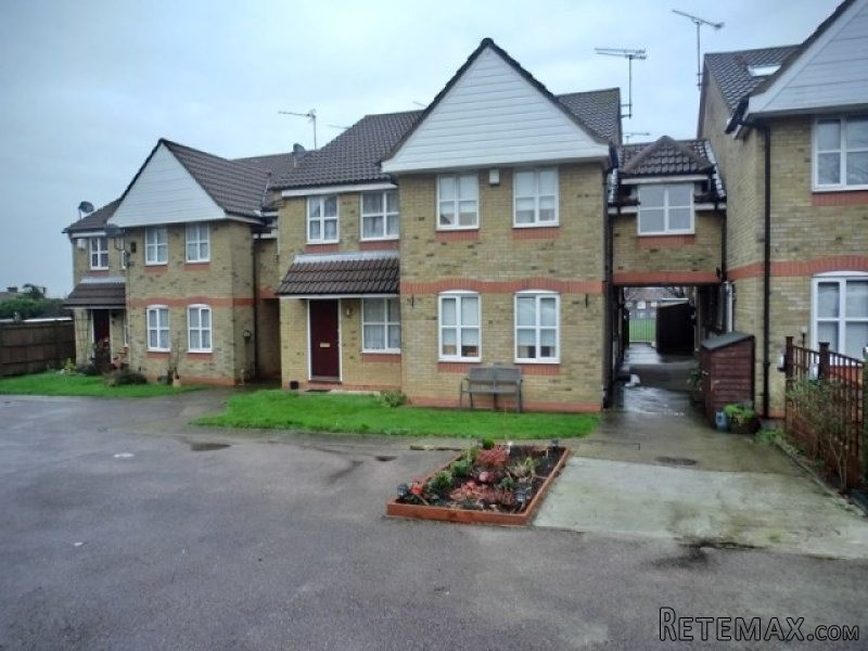 - Kent - For Sale