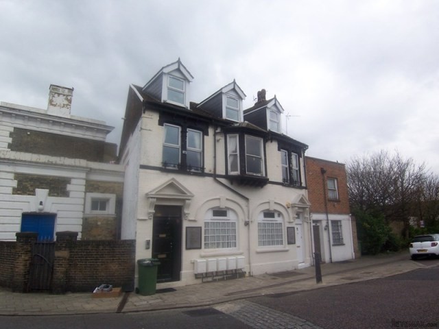 1 bedroom flat in SHEERNESS