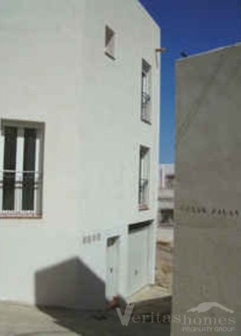Ref: 1411 - Duplex/Triplex/Townhouse.. - 2