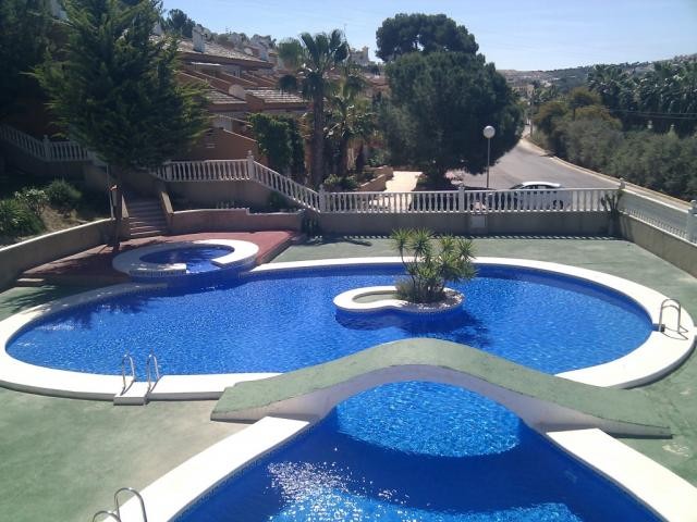 Front line golf apartment, La Marquesa.. - 2