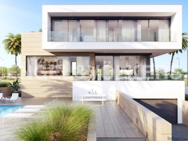 Frontline Luxury Villas with fabulous..