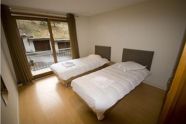 Newly redecorated apartment in Morzine..
