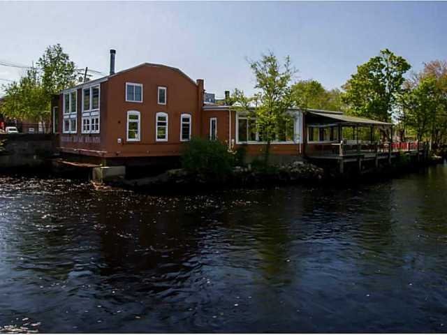 Commercial Property For Sale: Rhode..