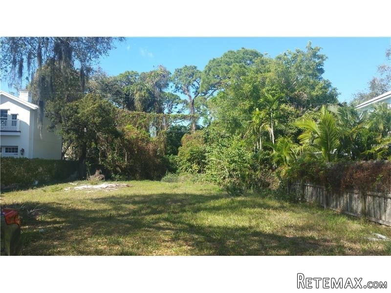 Land For Sale: 3528 Almeria Ave..