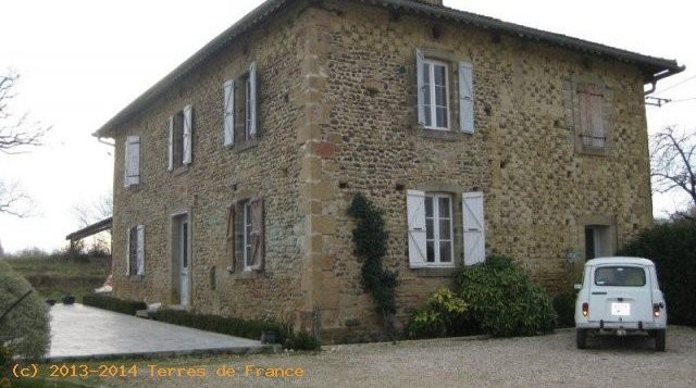 *stone House With Great Views* Sariac.. - 2
