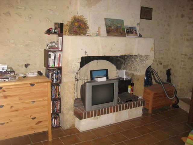 Lovely House in Heart of the Village - 2