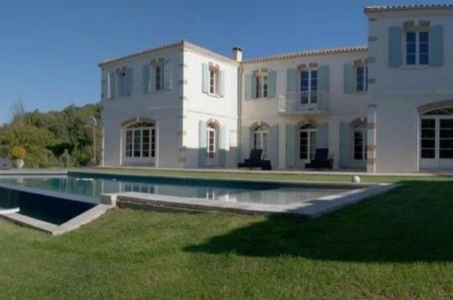 6 bedroom Character For Sale: 16710..