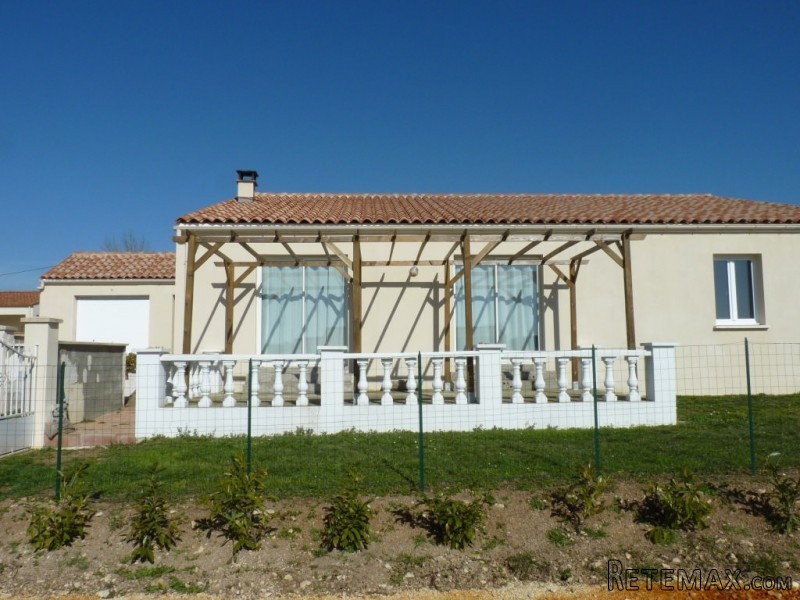 Stone House For Sale St Jean D Angely - 2