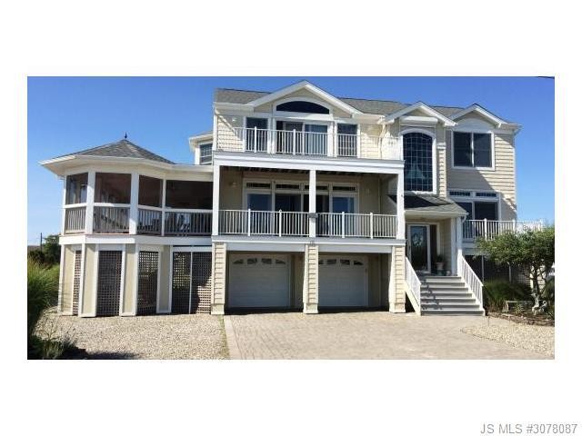 5 bedroom Flat For Sale: 136 Bonita Rd..