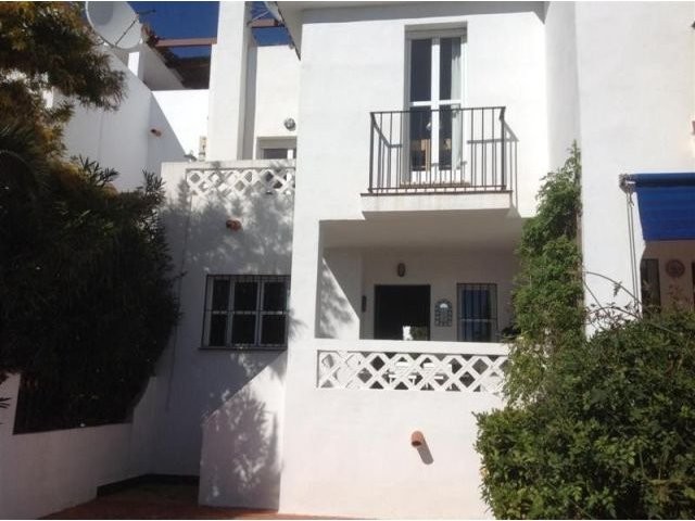Town House - A big 3 bedroom townhouse..