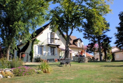 *Beautifully situated 5 bedroom house.. - 2