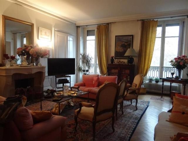 3 bedroom Flat For Sale: 69002 LYON