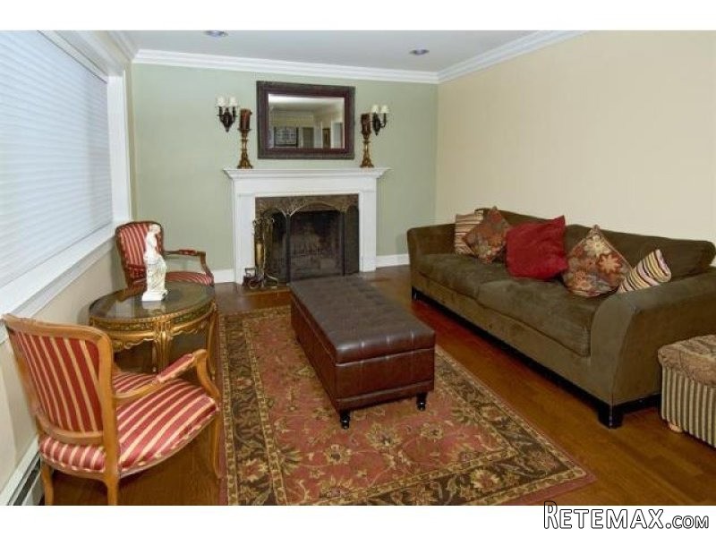 4 bedroom Residence For Sale: Port.. - 2