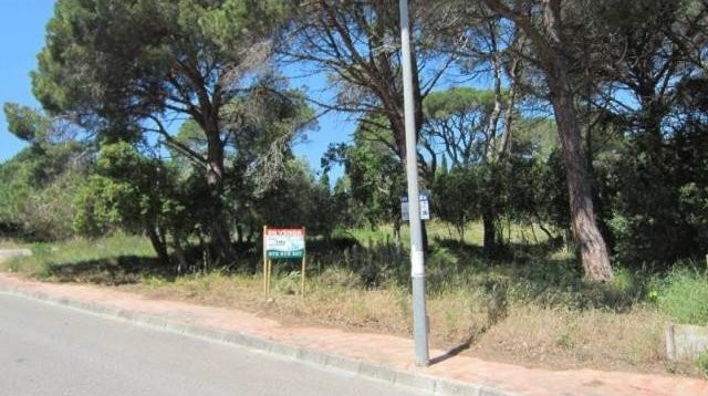 PLOT IN CALELLA DE PALAFRUGELL