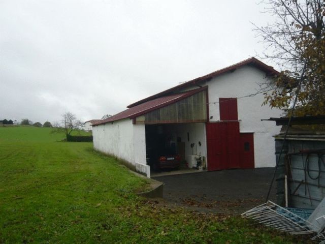 Substantial Basque Property With 1.25.. - 2
