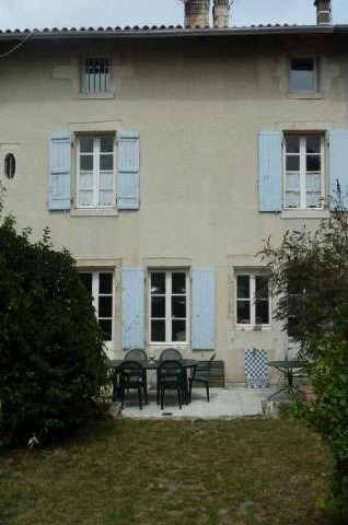 6 bedroom Town House For Sale: 79000.. - 2