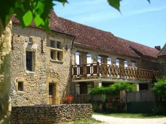 Set In A Typical Perigourdin Hamlet -.. - 2