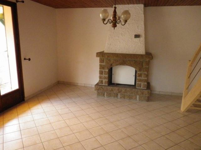 Maison / Villa Tessy Sur Vire (50420) - 2