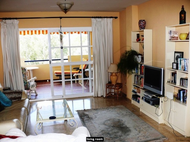 Apartment for sale in New Golden Mile.. - 2