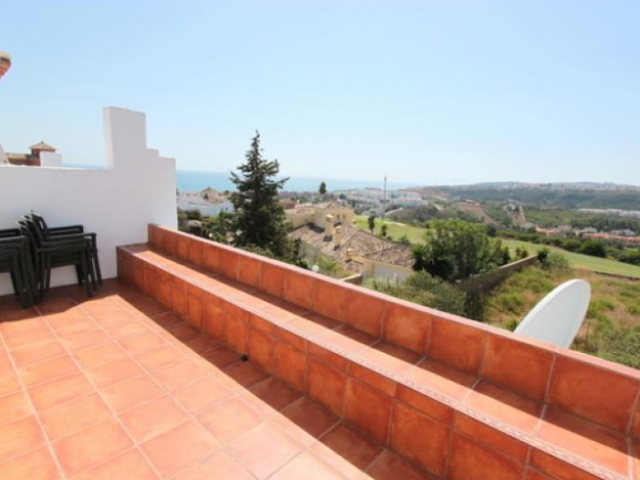 3 bedroom town house for sale - 2