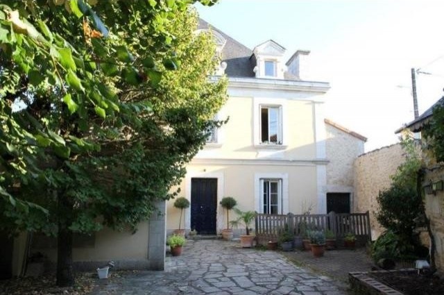 10 bedroom House For Sale: 86440.. - 2