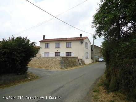 Beautifully renovated stone house - 2