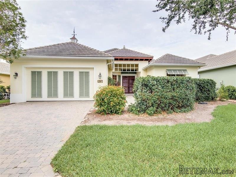 3 bedroom House For Sale: 9170 Seasons..