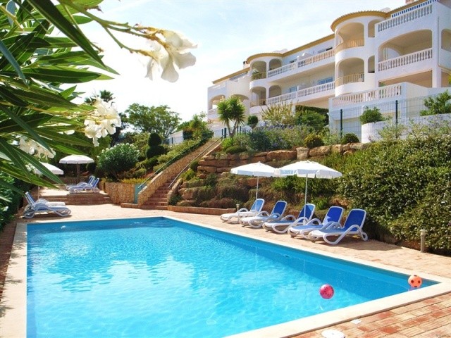 BEAUTIFUL TWO BEDROOM APARTMENT WITH..