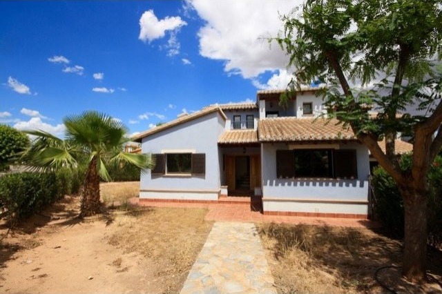 New villa 3 beds 3 baths Hacienda Del..