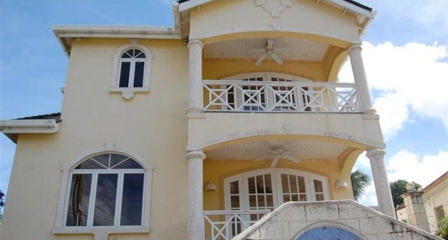 7 bedroom Property For Sale: Fitts..