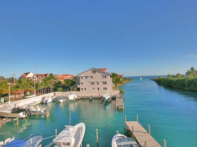 Apartment/townhouse - REDUCED!! One of..