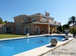 4 Bedrooms - Villa - Malaga - For Sale
